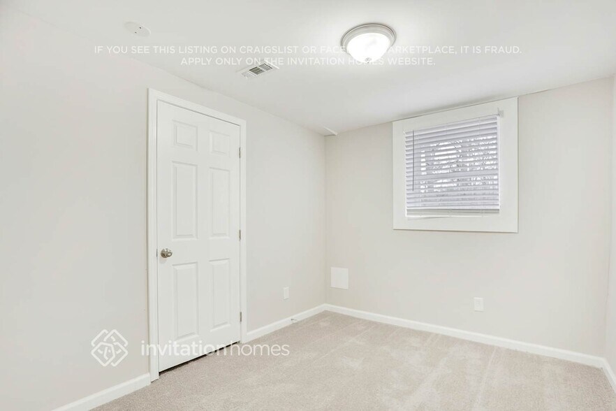 Building Photo - 4076 Boulder Park Dr SW