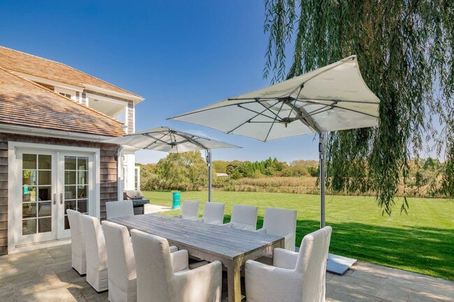 Building Photo - 480 Captains Neck Ln