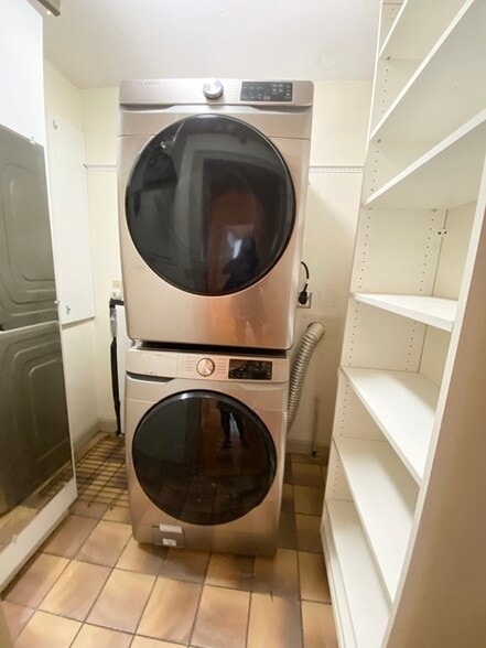 *Pictures are representative samples of the advertised unit. In some cases, the actual units you tou - 27 Saint Marys Ct