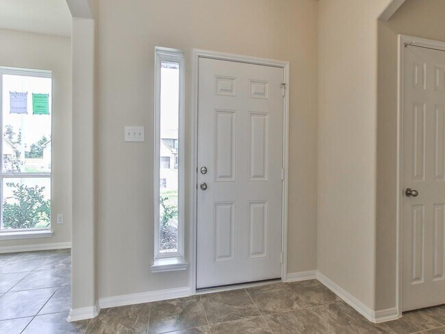 Building Photo - 4210 Echo Clearing Ct