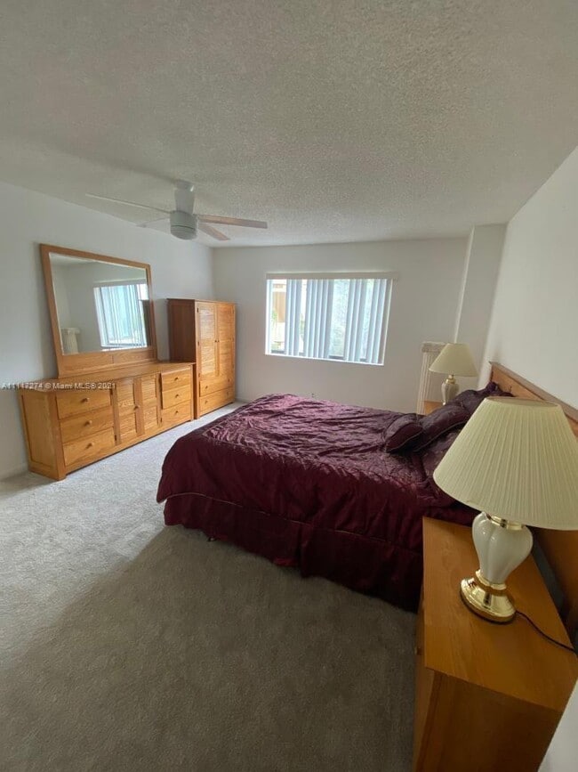 Building Photo - 8040 Hampton Blvd