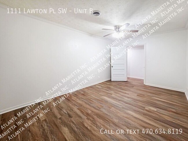 Building Photo - 1111 Lawton Pl SW