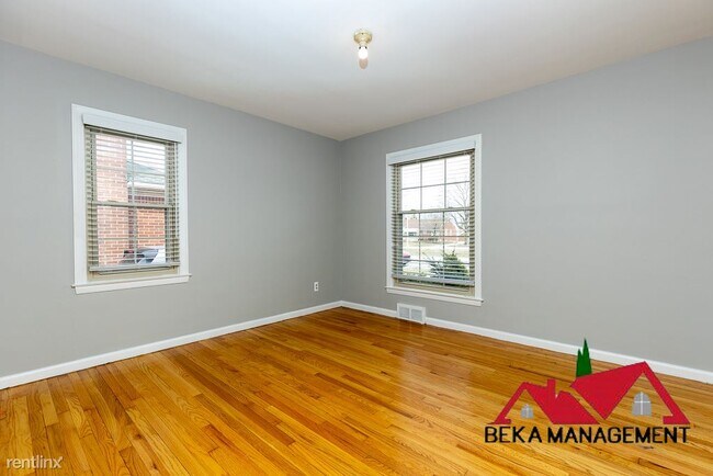 Building Photo - 3 br, 1.5 bath House - 22600 Outer Dr