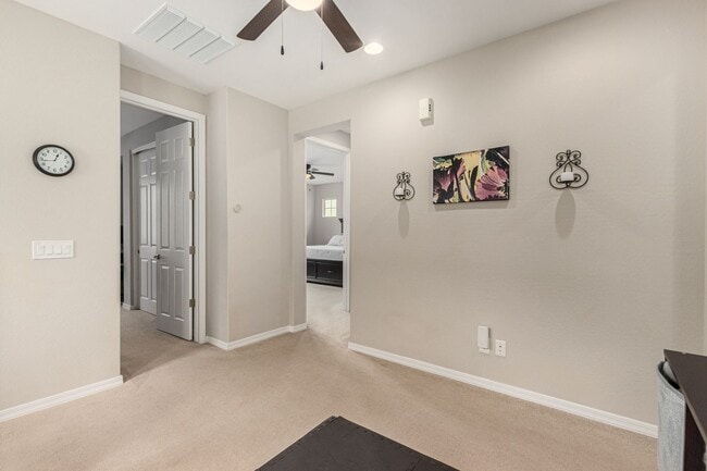 Building Photo - SONORAN FOOTHILLS 4 BEDROOM 2.5 SFH