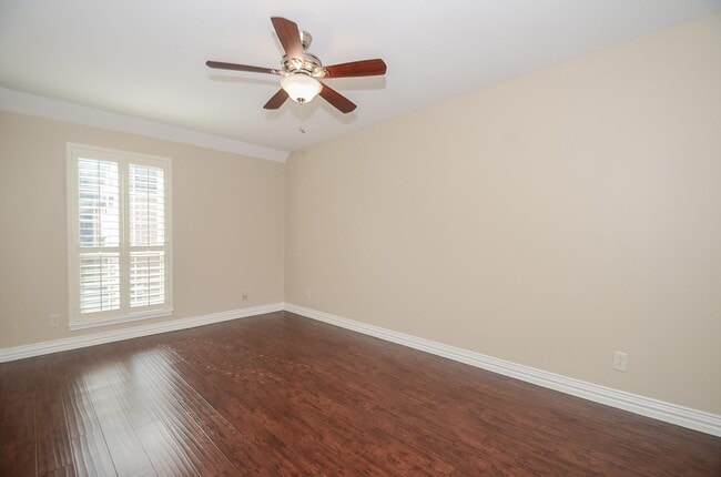 Building Photo - 13132 Trail Hollow Dr