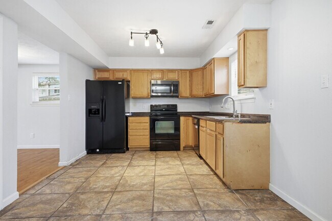 Building Photo - 3228 Dunnbury Ct