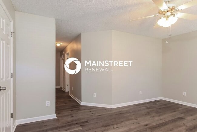 Building Photo - 3 Bedroom Pet-Friendly Home in Clayton, NC...