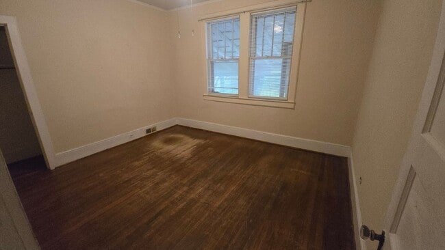 Building Photo - 207-209 S. Pickens Street