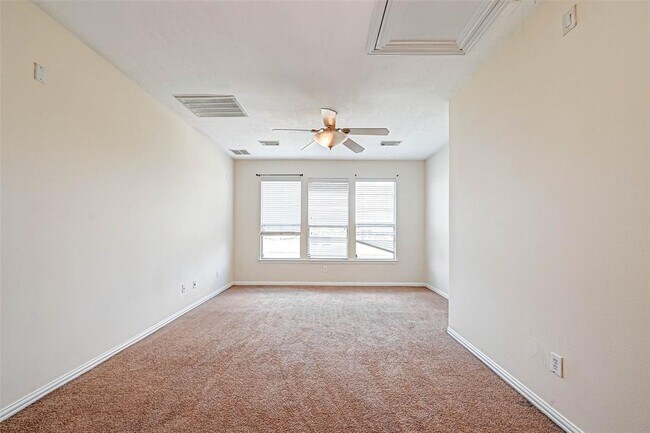 Building Photo - 7510 Shadow Terrace Ln