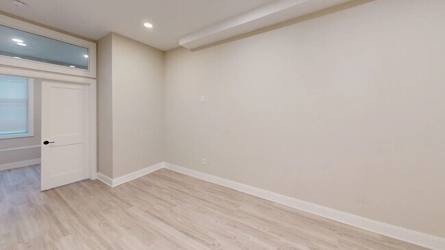 Building Photo - No Brokers Fee, Theater District of Boston, In-Unit Washer/Dryer, Brand new Renovation