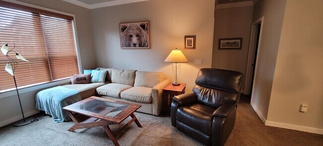 Building Photo - Monterra 2 bedroom 2 Bath on Main level