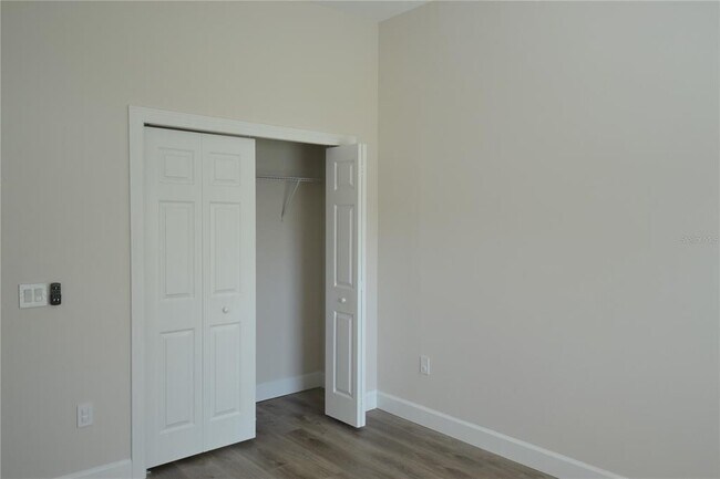 Building Photo - 6474 Taylor Ct