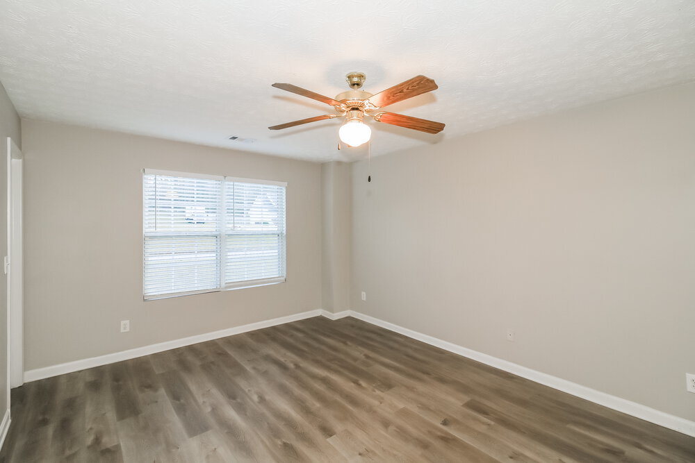 Building Photo - 1200 Catalina Pkwy