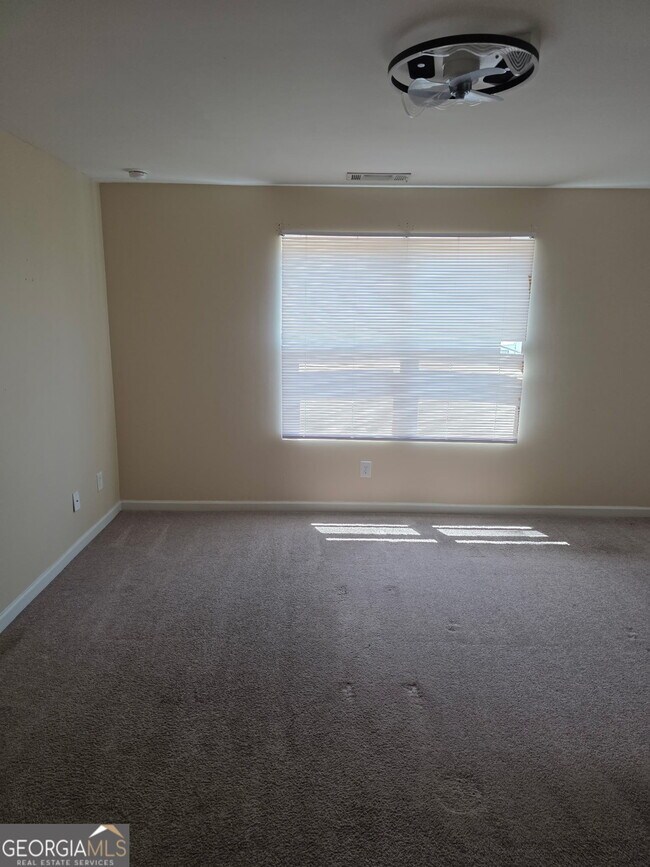 Building Photo - 1610 Larkspur Trl