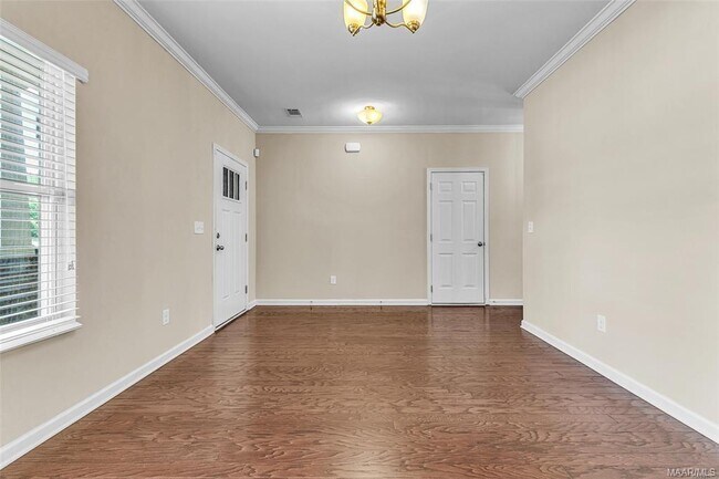 Building Photo - 9348 Turnberry Park Dr