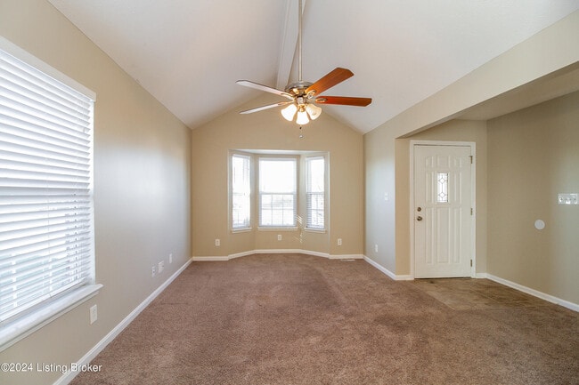 Building Photo - 7913 Kenhurst Dr