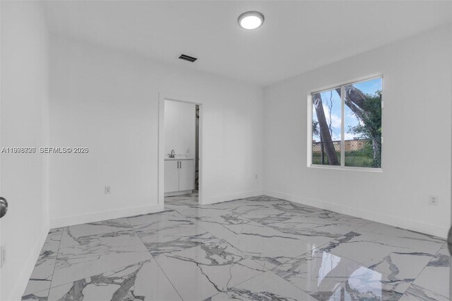 Building Photo - 11870 SW 220th Terrace
