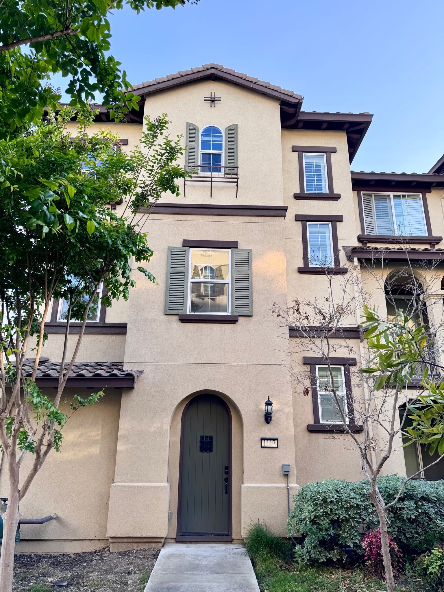 Building Photo - 1117 Genco Terrace