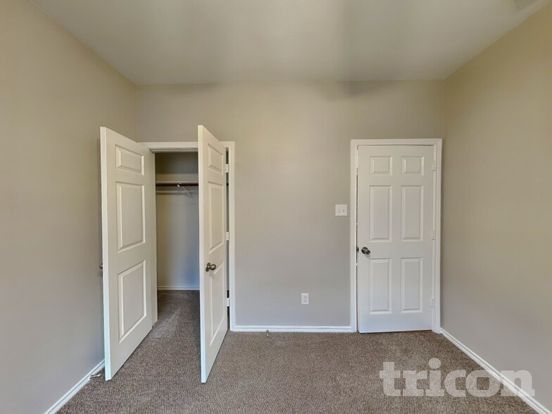 Building Photo - 5337 Warm Springs Trail