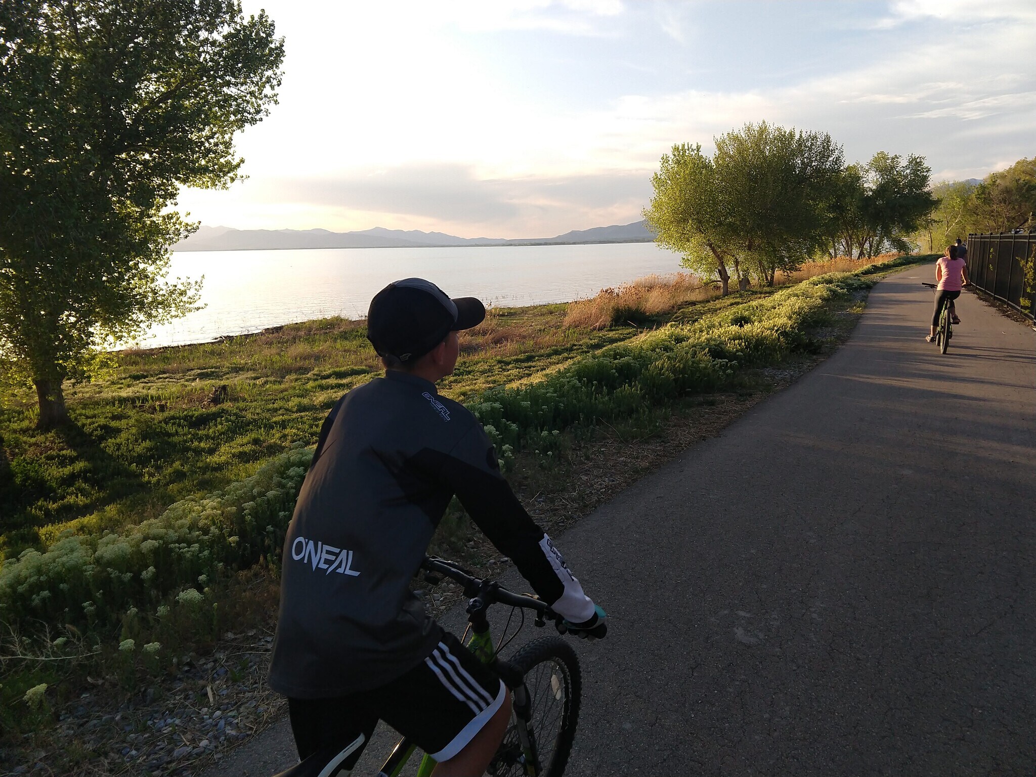 Building Photo - 368 W Serenity Ct