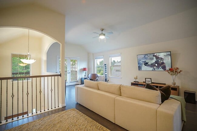 Building Photo - 63 Deer River Cir