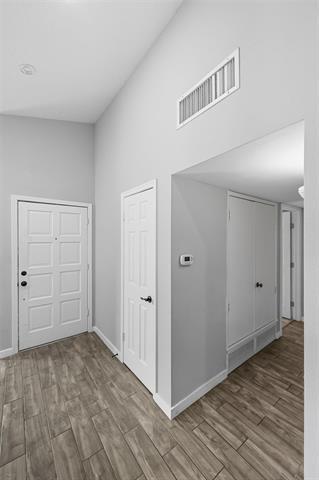 Building Photo - 5256 Sherman Dr
