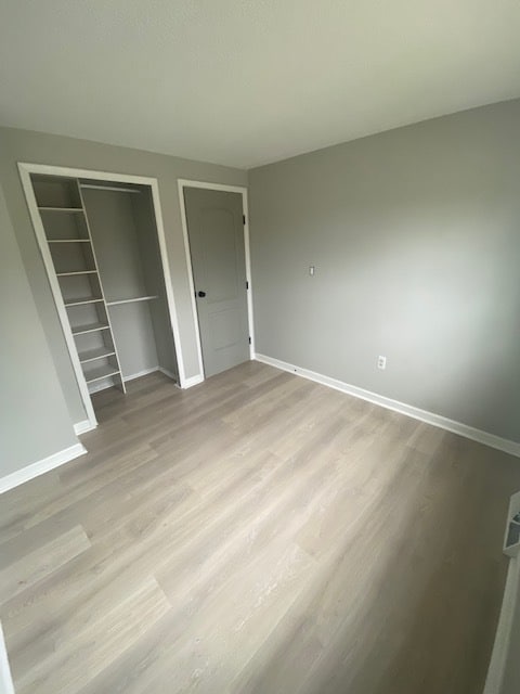 Bedroom #3 View #1 - 4589 Glenhaven Dr