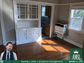 Building Photo - Top Floor remodeled kitchen and bathroom, ...