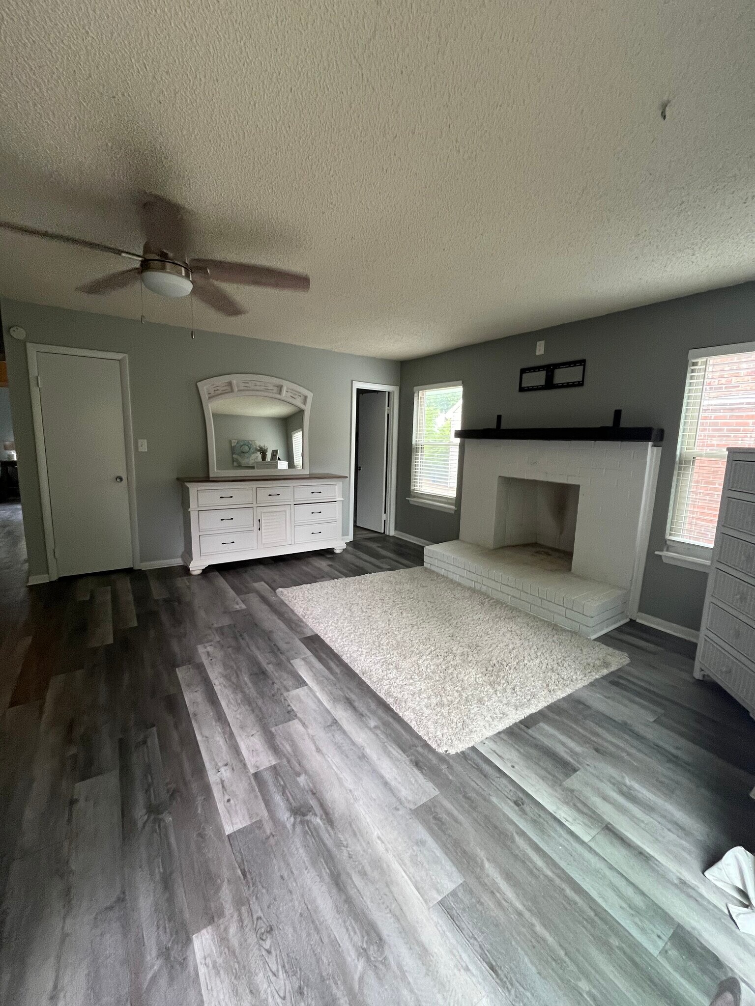 Primary Bedroom - Furnished - 3751 Pendleton Ave