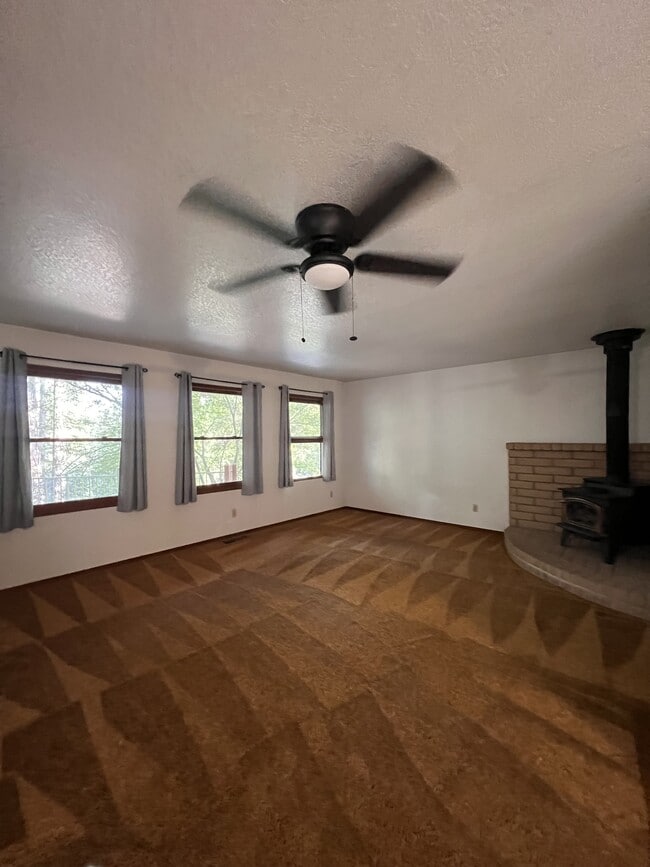 Building Photo - 11521 Ragan Way