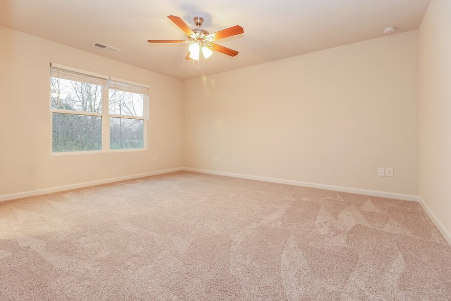 Building Photo - 101 Hamilton Pointe Dr