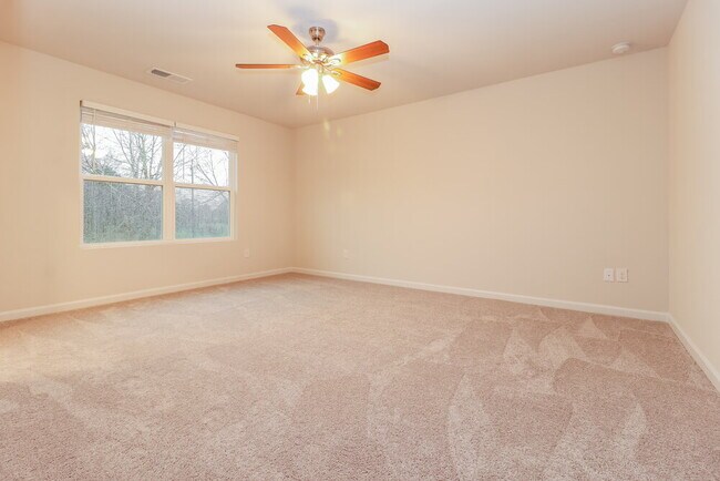 Building Photo - 101 Hamilton Pointe Dr