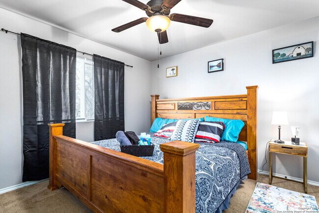Building Photo - 11111 Belair Dr