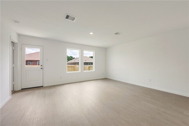 Building Photo - 5433 Bear Run