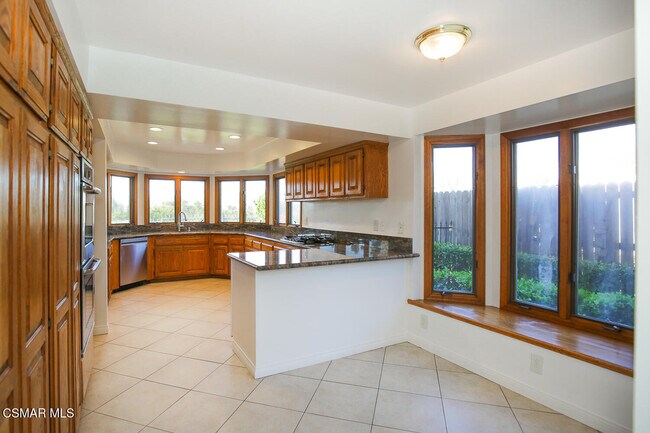 Building Photo - 4554 Rayburn St