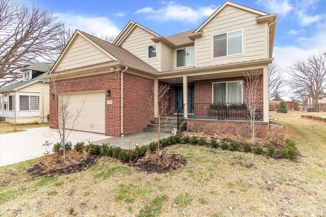 Building Photo - 37440 Curwood Dr