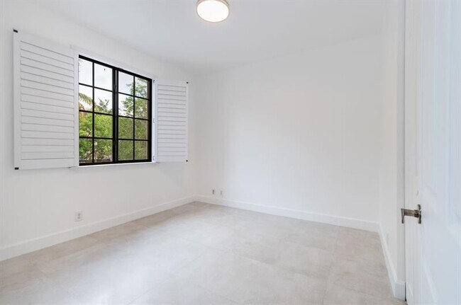 Building Photo - 2604 Center Ct Dr