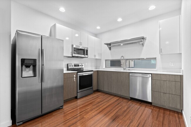 Building Photo - 4244 S Greenbelt Station Dr