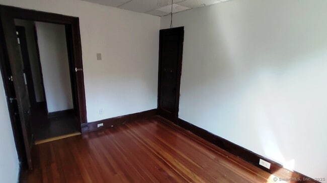 Building Photo - 221 Camp St