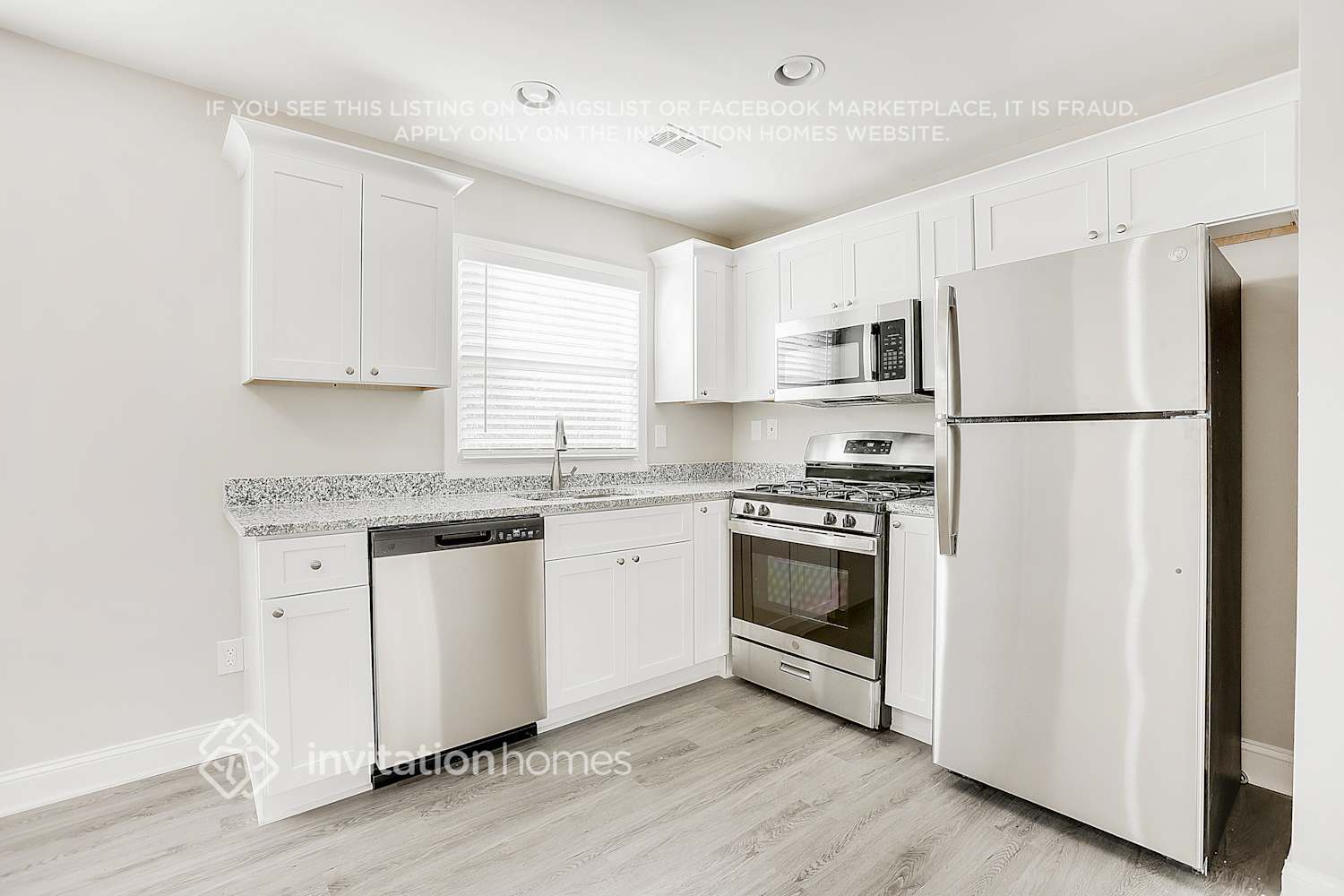 Building Photo - 3815 Clovis Ct NW