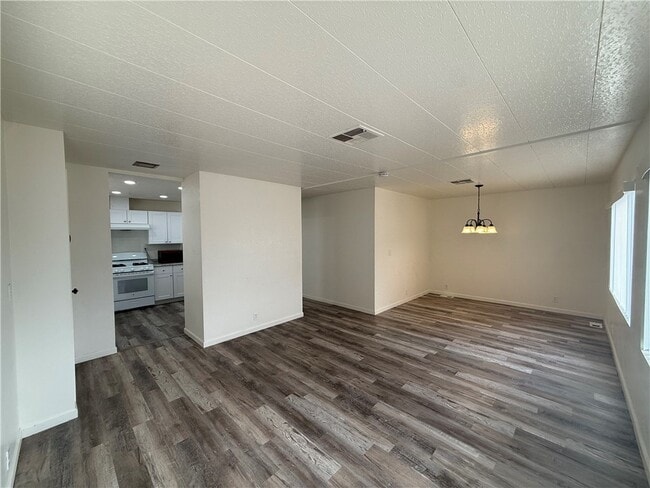 Building Photo - 2995 E Ames Ave