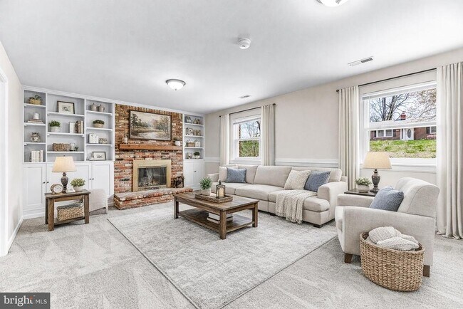 Building Photo - 3604 Cox Ct