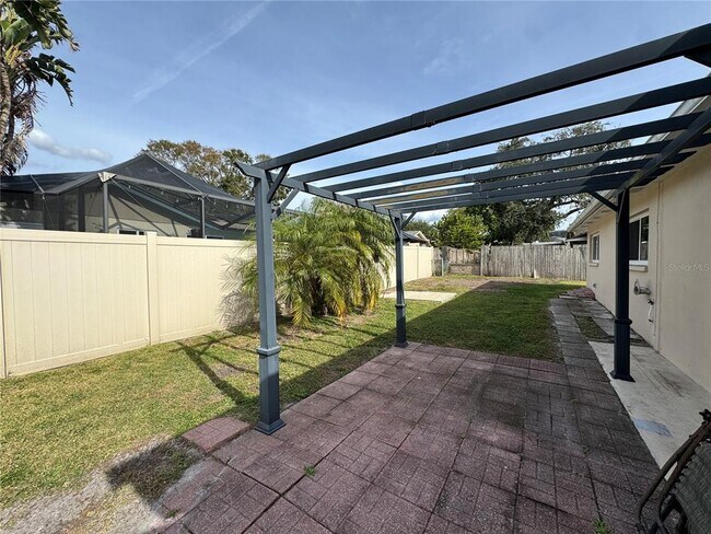 Building Photo - 1902 Briarwood St