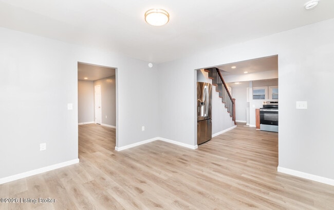 Building Photo - 204 W Warfield St