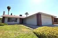 Building Photo - 25899 Amapolas St