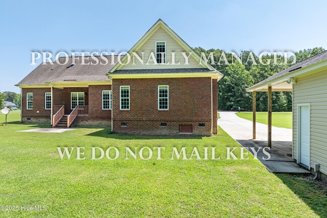 Building Photo - 6654 Colleen Dr