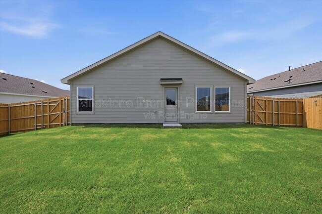 Building Photo - 3719 Longleaf Dr