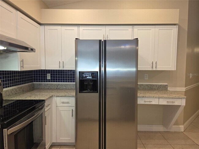 Building Photo - 9403 Larkbunting Dr
