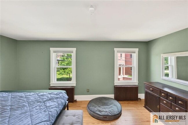 Building Photo - 12 Capner St