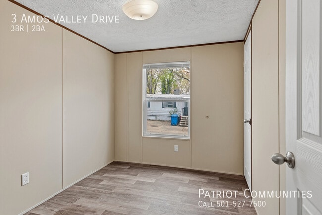 Building Photo - 3 Amos Valley Dr